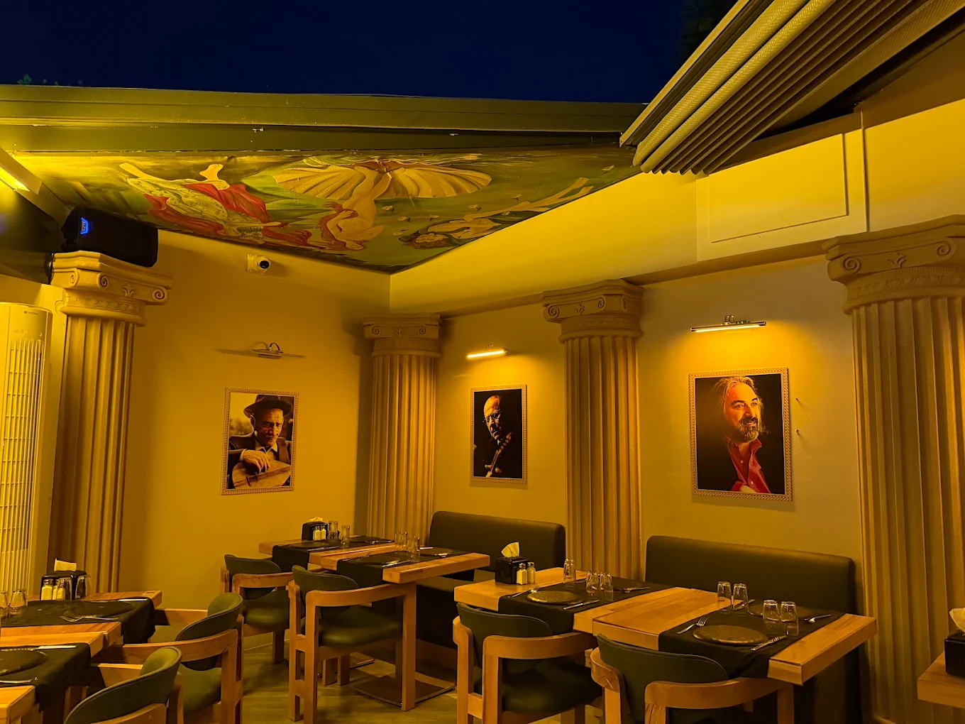 Enfes ızgara etler ve taze balık servisi - Lefkoşa restoran ve meyhanesi